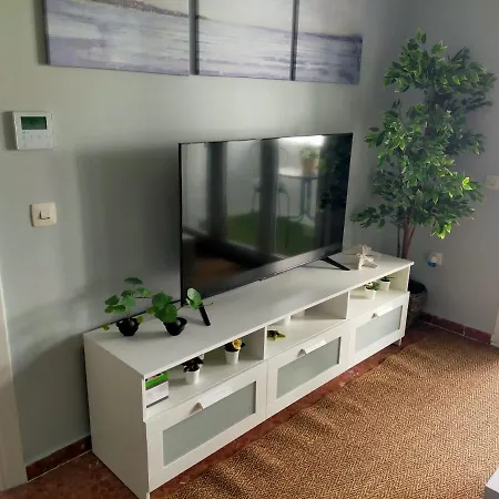 Bastinazo Alohadream - Premium - La Mejor Ubicacion Con Aire Acondicionado, Insonorizacion, Terraza Y Equipamiento En El Puerto De Santa Maria - Grupo De Solo Menores De 25 No Aceptados Salvo Fianza Adicional Esterno foto