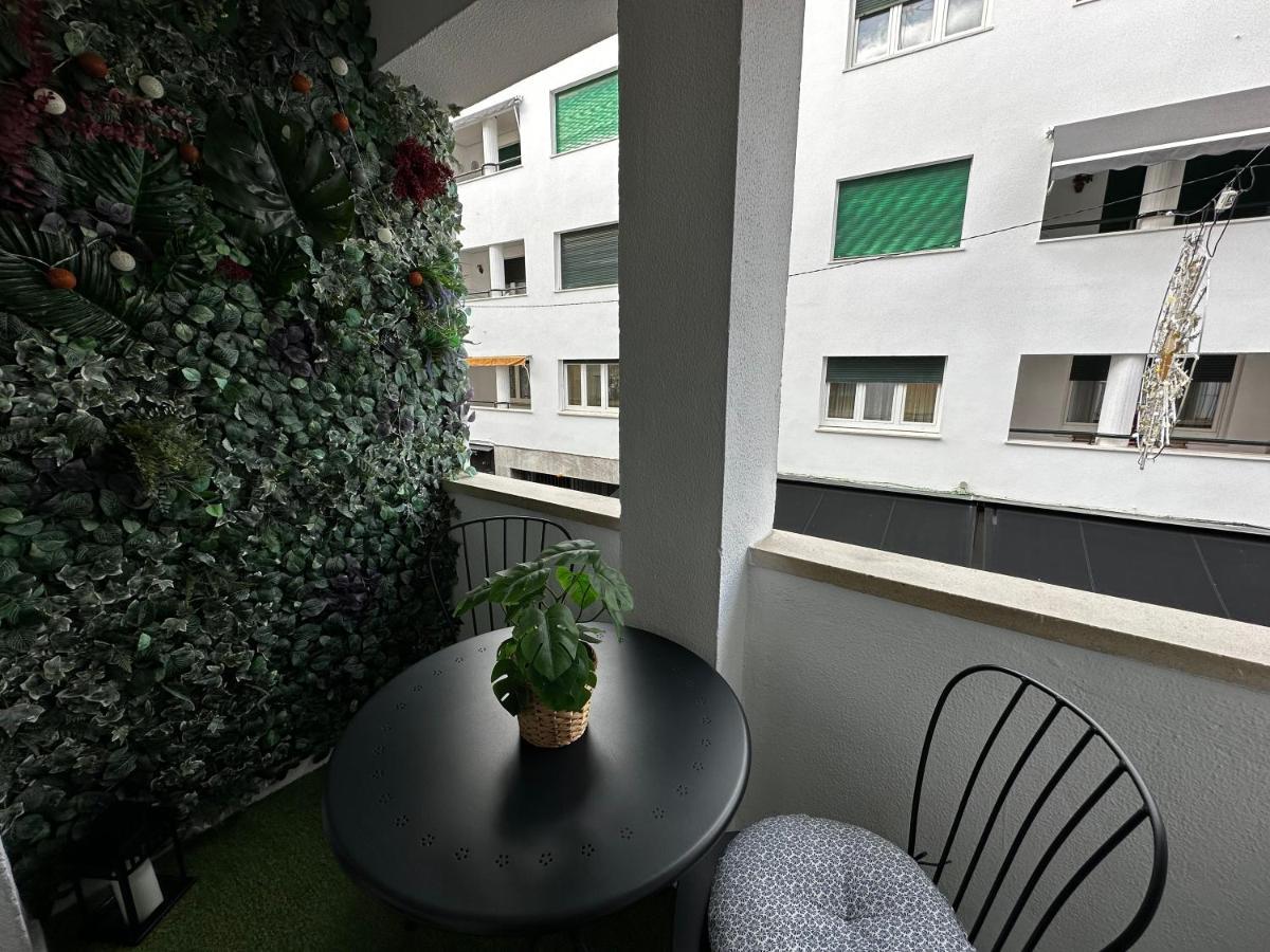 Premium Santa Maria: Tranquil Terrace With Air Conditioning Apartment *